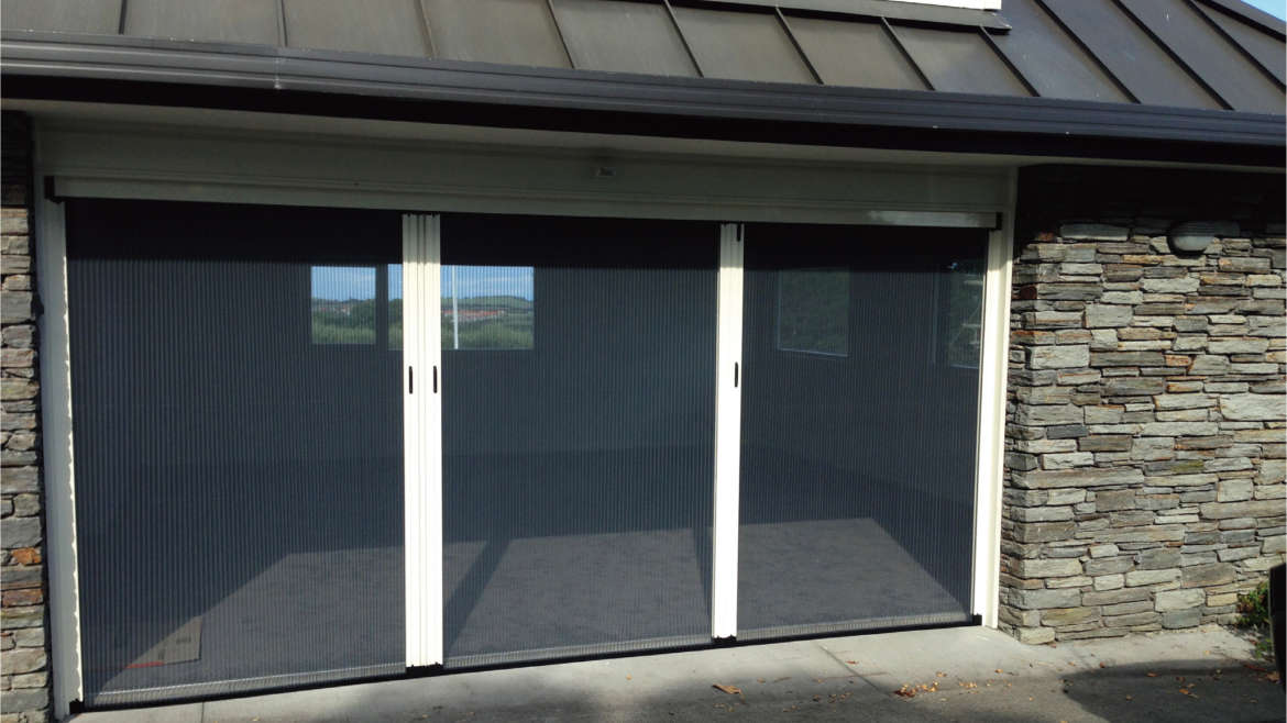 Barrier Free Pleated Screen