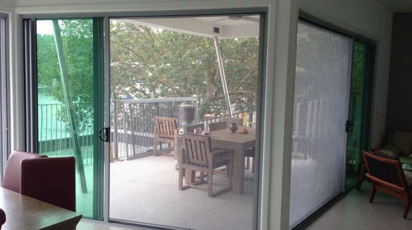 sliding door screens and chairs